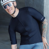ES16 Fietsshirt Supreme. Zwart